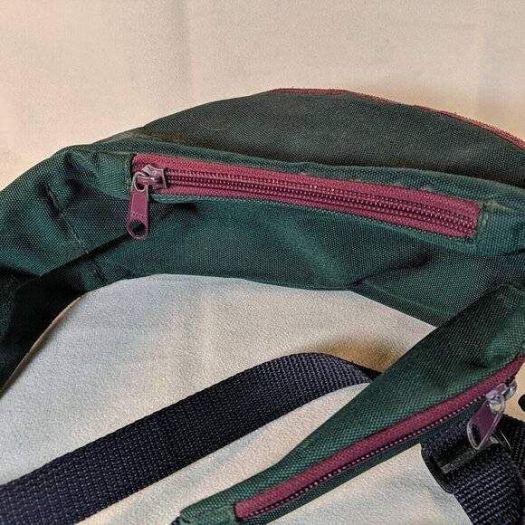 Vintage Tundra Fanny Pack Green Purple 3 Pockets Adjustable Bag Outdoor Hiking - Picture 6 of 12
